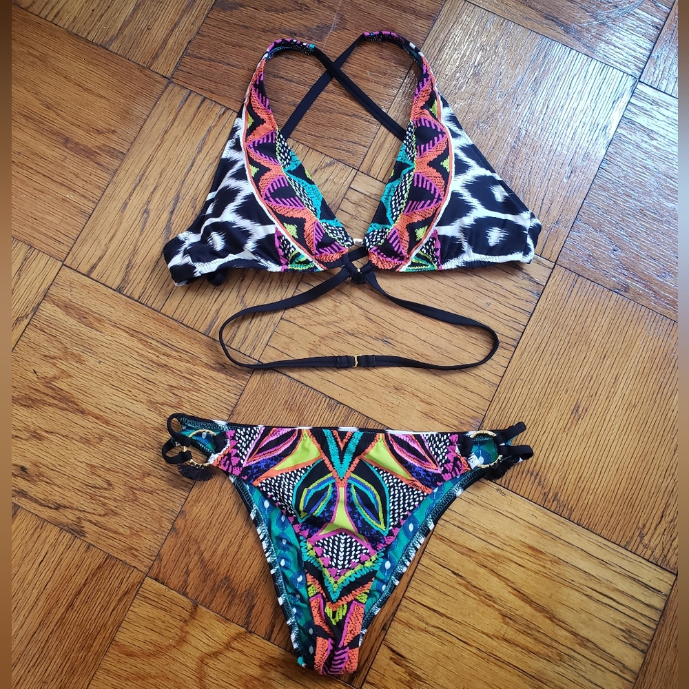 Rare: Trina Turk Africana bikini -size 10